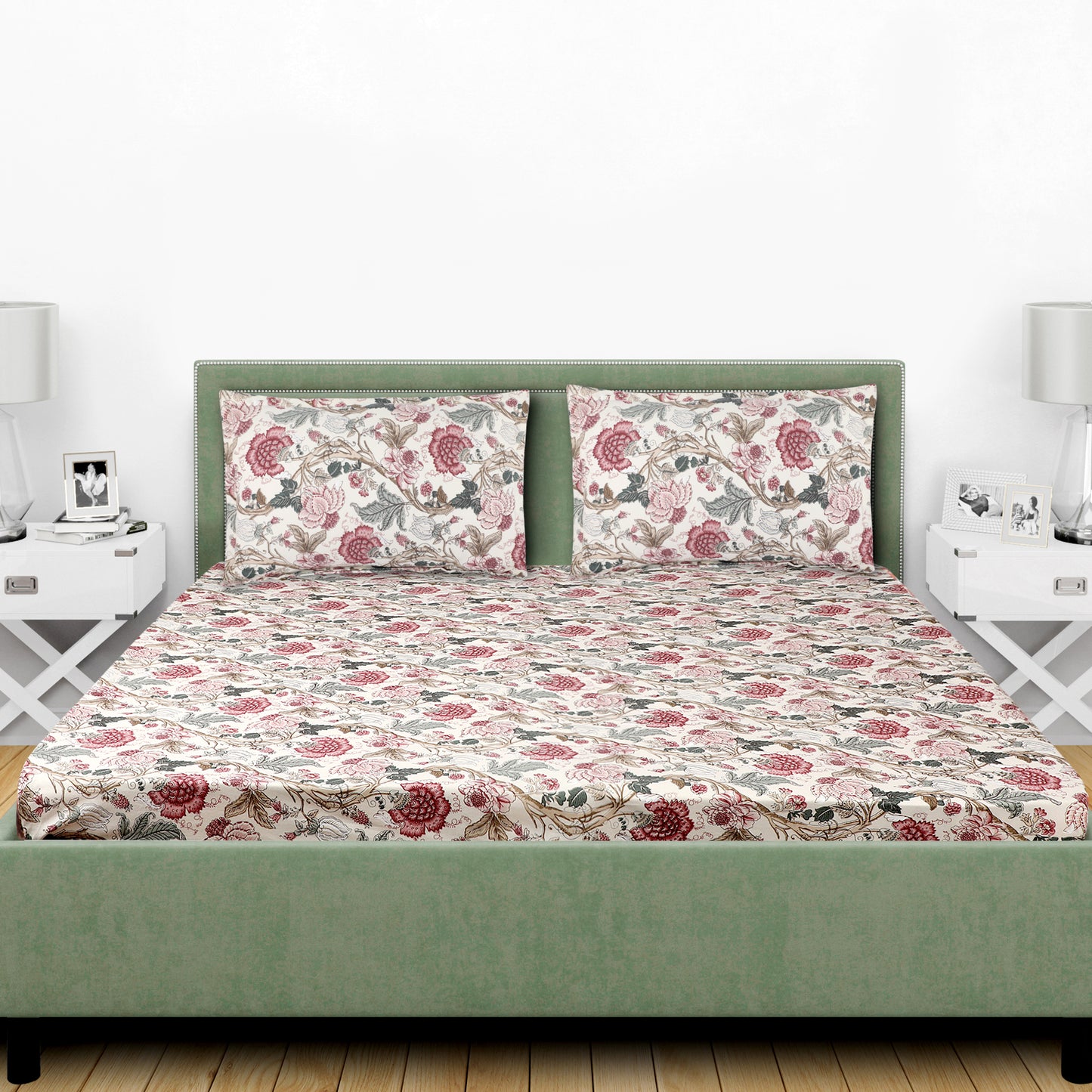 Cream & Red Printed Dual Sided Bedding Set